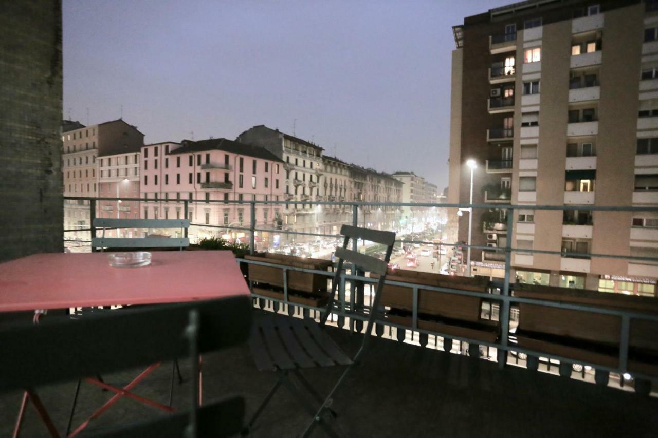Rio Central M3 Sondrio E Stazione Centrale Милан Экстерьер фото