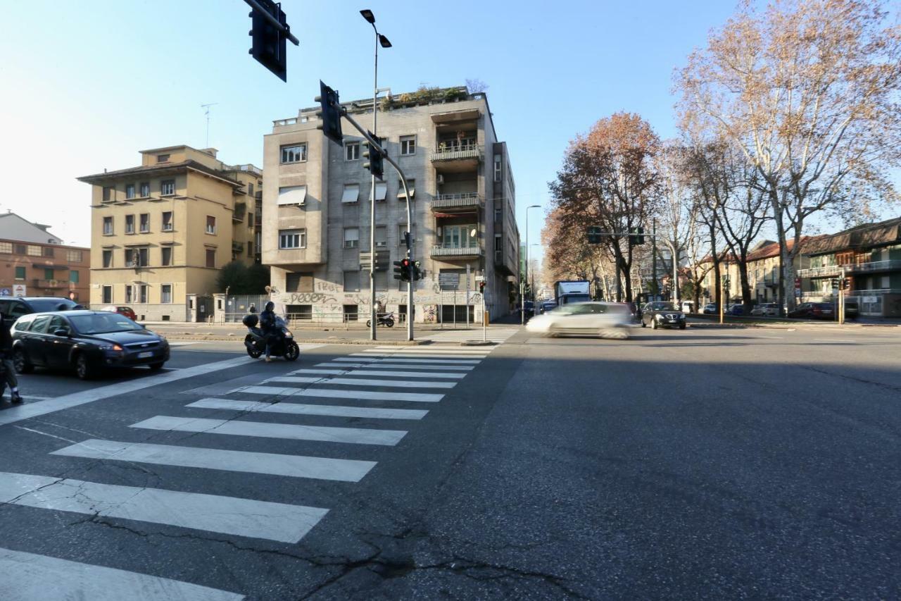 Rio Central M3 Sondrio E Stazione Centrale Милан Экстерьер фото